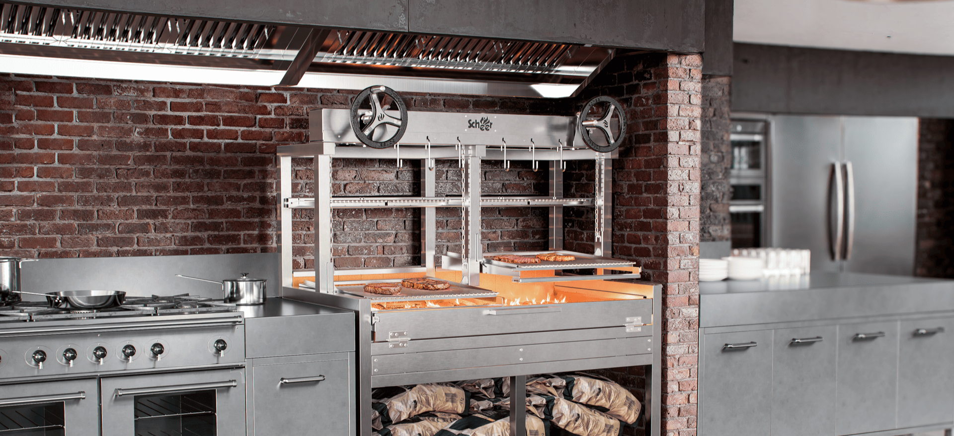 Parrillas a Carvão Linha Profissional